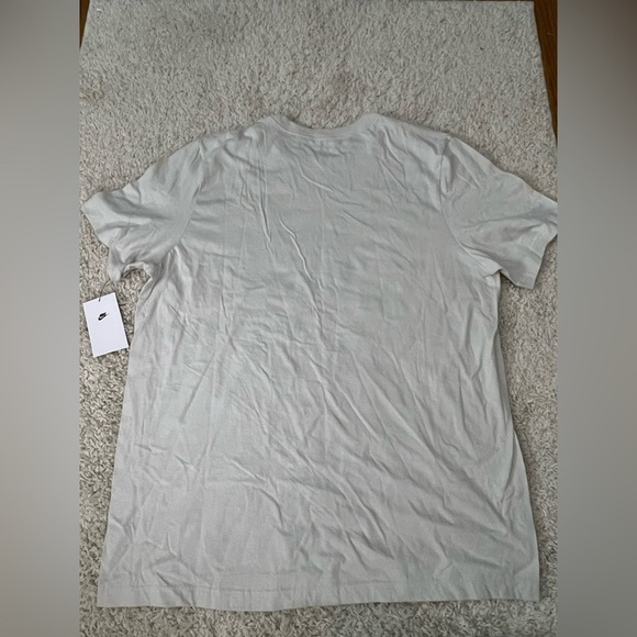Men’s XL Nike Short Sleeve Graphic Tee NWT - Picture 2 of 5